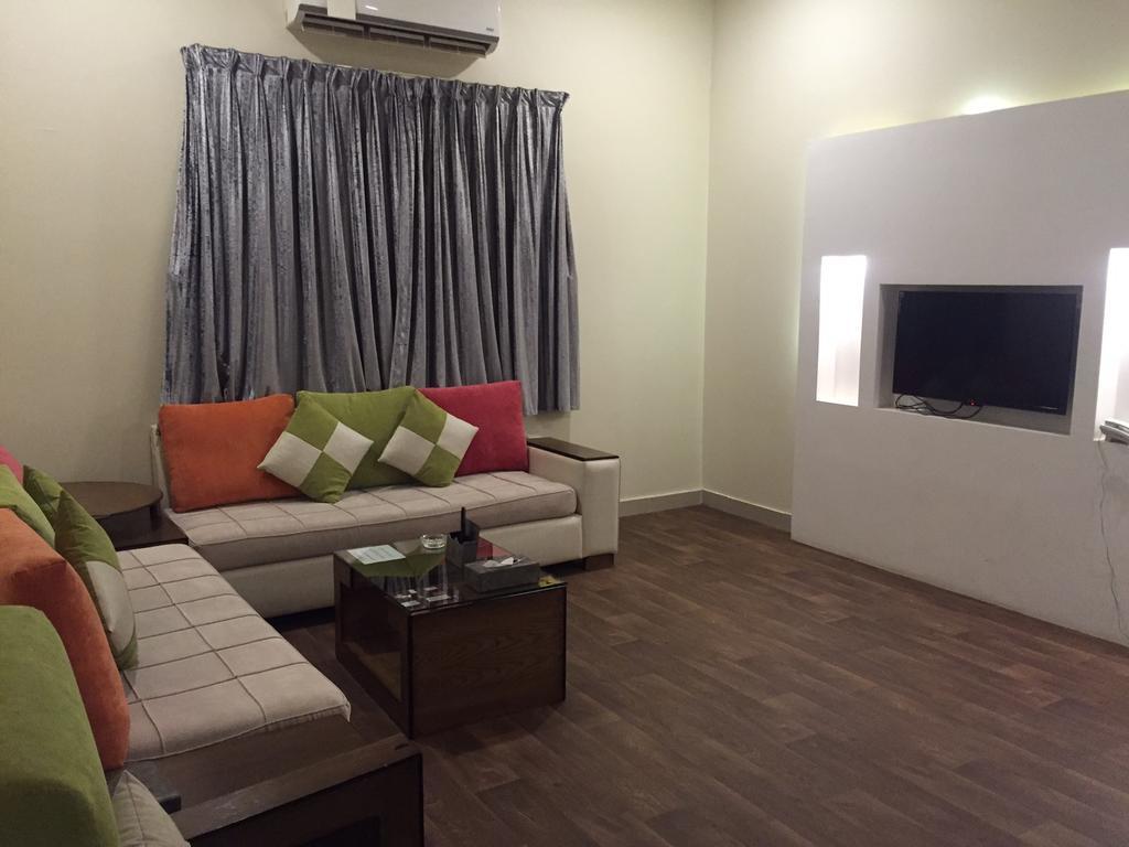 Terhal Hotel Suites Ha'il Ngoại thất bức ảnh
